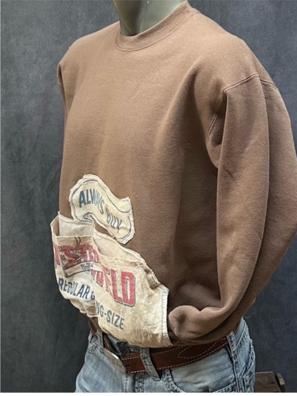 Vintage chesterfield cigarettes sweatshirt workwear Sz large men’s - Picture 3 of 6